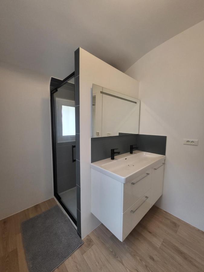 Maison A Louer 3 Chambres サルトルーヴィル エクステリア 写真